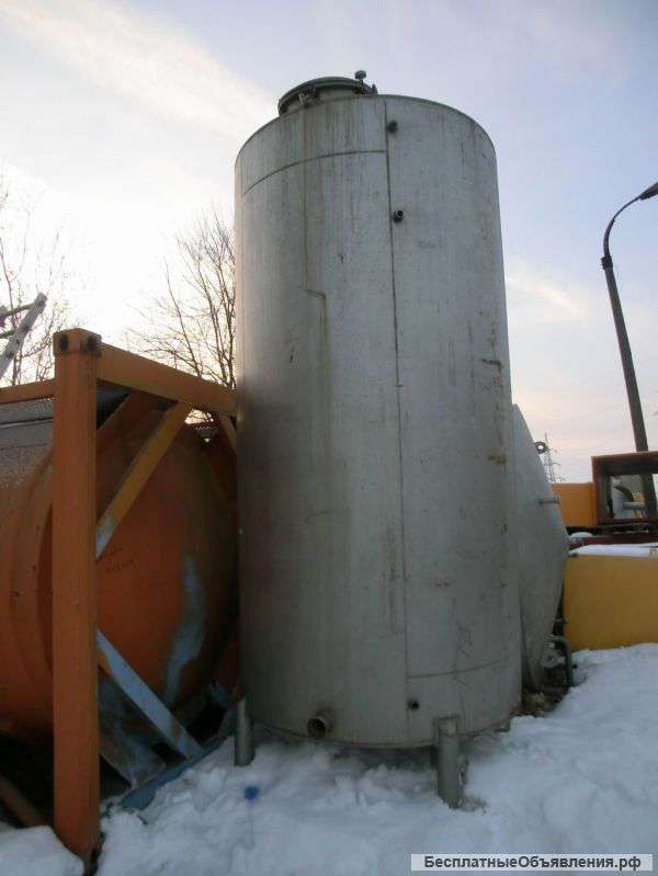 Емкость нержавеющая, объем 8 куб.м.