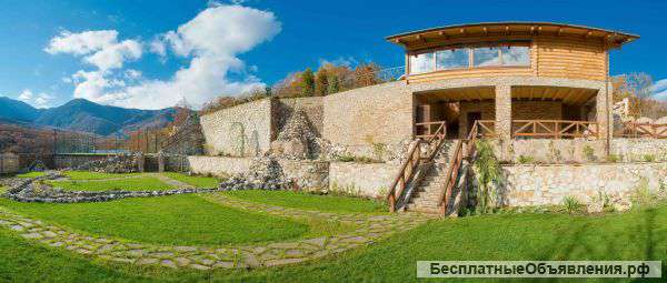 Обменяю на дом в Киеве VIP-коттедж в Алуште