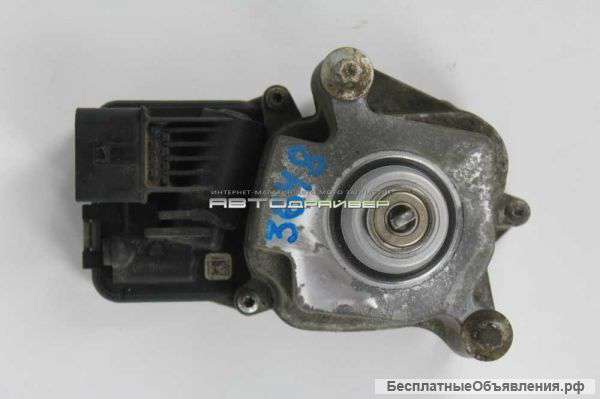 Серводвигатель раздаточной коробки 27607649785 BMW