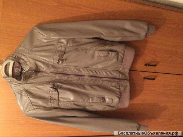 Новая куртка кож .зам