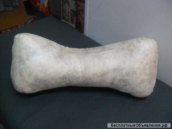 Декоративные подушки на диван