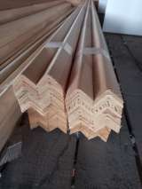 Плинтус, наличник, уголок (хвоя)