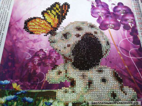 Картина из страз по номерам Щенок и бабочка