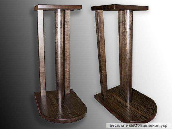 Стол в дворцовом стиле