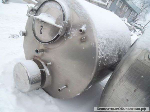 Емкость нержавеющая, объем 2 куб.м.