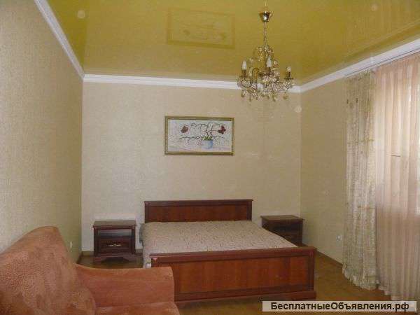 Отель"Международный",пос.Коктебель,ул.Десантников 3-б