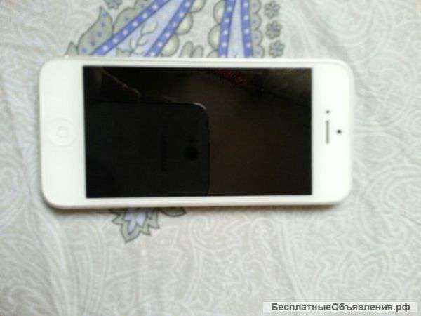 IPhone 5, 32 Gb.Белый. В очень хорошем состоянии.