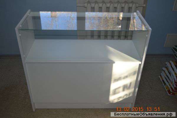 Комплект торгового оборудования прилавки и стеллаж .новое.