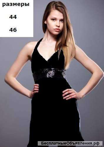 Чёрное молодёжное коктейльное платье