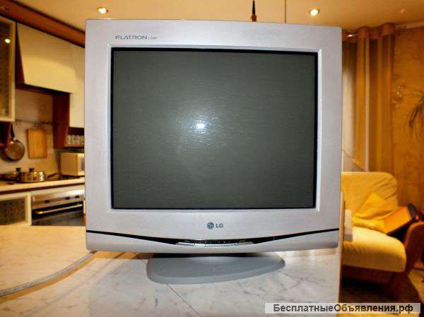 Монитор LG Flatron F700P - 03.2003 г.в.