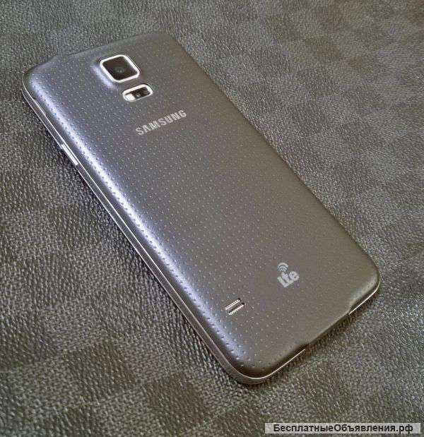 Samsung Galaxy S5 16Gb Black + Подарки