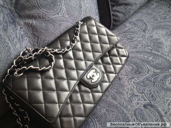 Точную копию Chanel из натуральной кожи