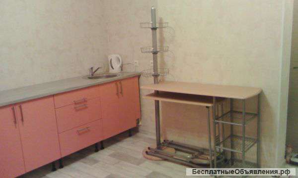 Сдам студию на первомайке