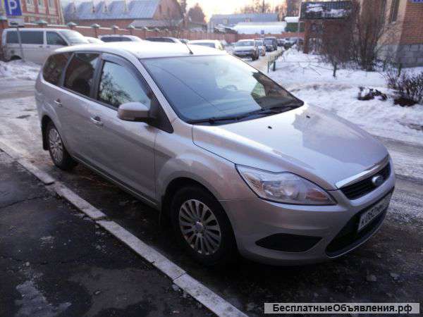 Ford Focus универсал 2011 года