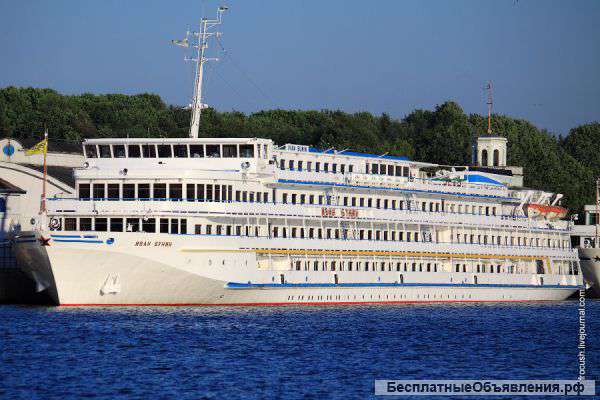На теплоход Москва - Петербург нужен повар и кондитер