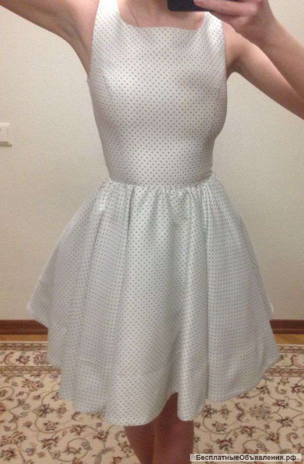 Платье 40-42 размера в идеальном состоянии
