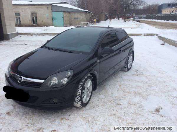 Opel Astra с панорамной крышей