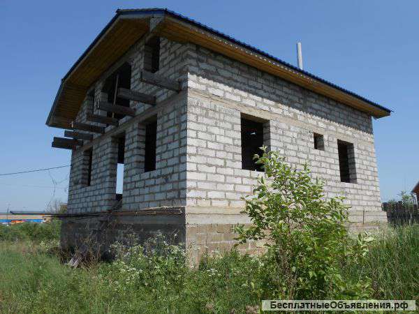 Дом недостроенный в Можайске