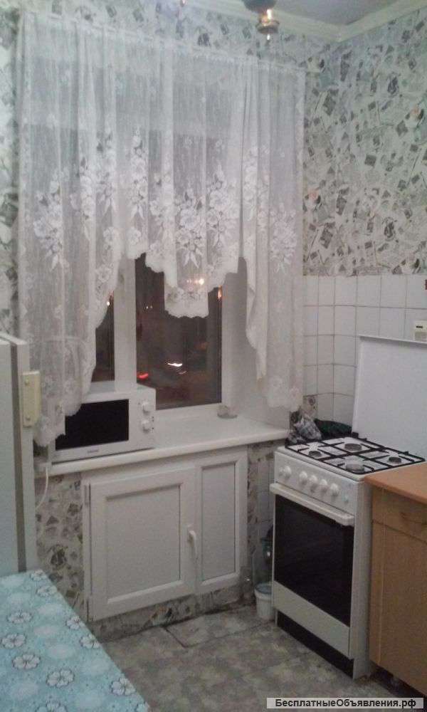 Пл.Ленинградская, д.1