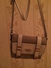 Сумку Guess