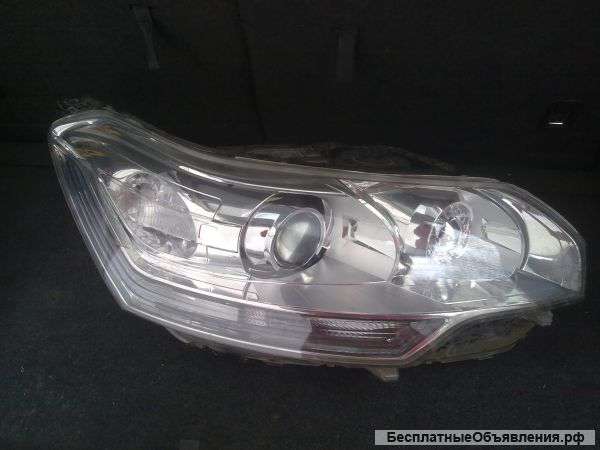 Фара ксеноновая для Citroen C5-3 2010 год выпуска