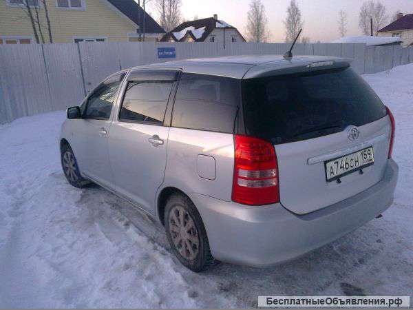 Автомобиль Тойота Виш, 2003 г.в. с пробегом по России