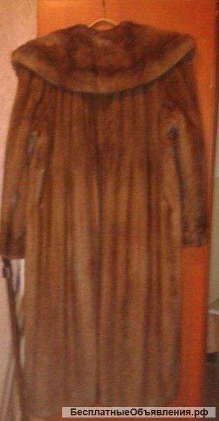 Норковую шубу Saga Mink royal