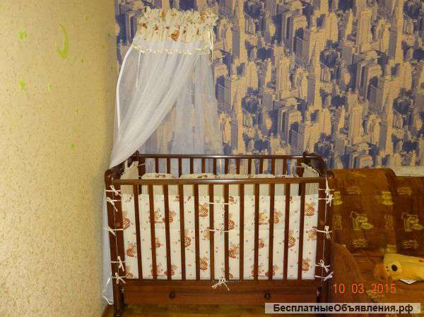 Детская кроватка+ матрац+ балдахин