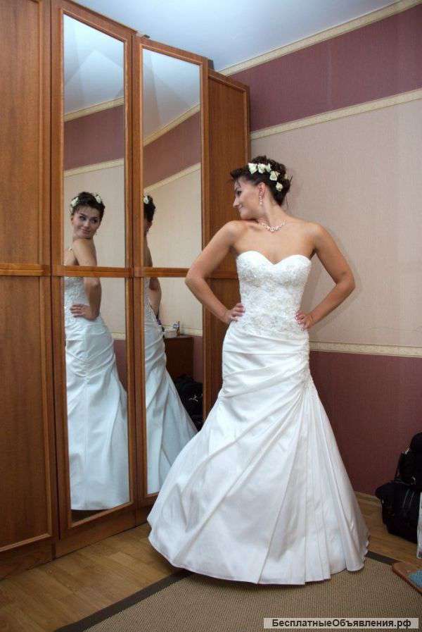 Красивое свадебное платье по договорной цене