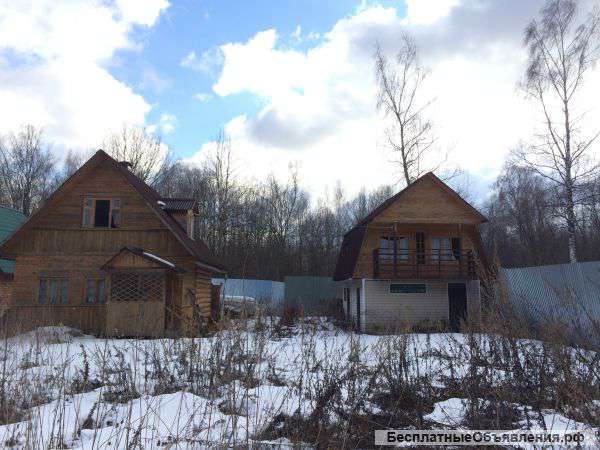 Участок 10 соток с 3 домами