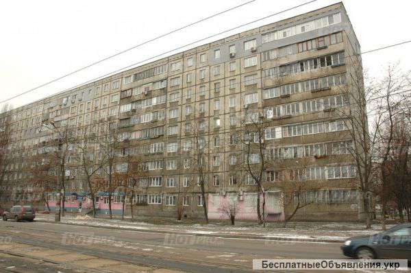 3-х комн. квартиру на ул. Миропольская, 3 в Киеве