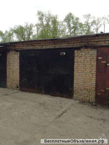 Гараж кирпичный