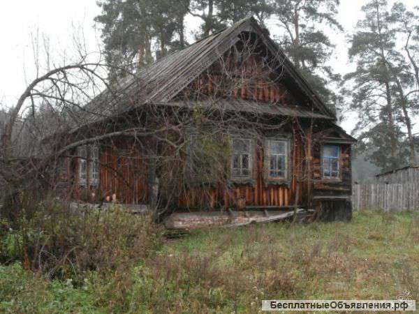 Земельный участок с брусовым домом