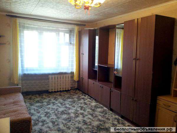 Сдаю комнату 20 м с мебелью и холодильником