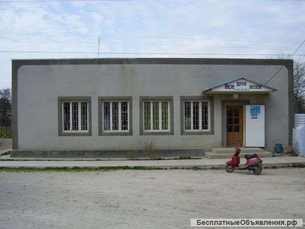 Магазин в Крыму на самом берегу Черного моря
