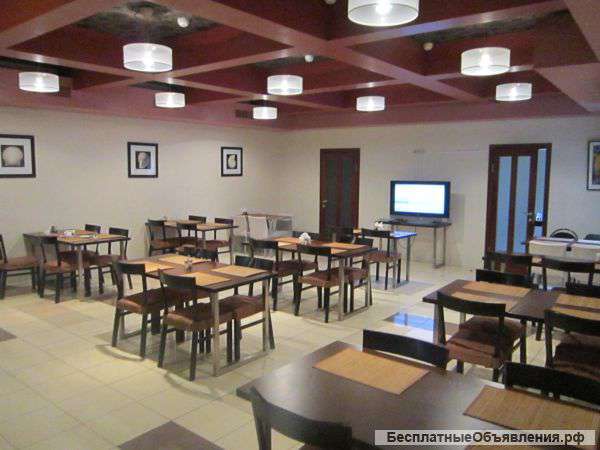 Столовая в 24 этажном административном здании