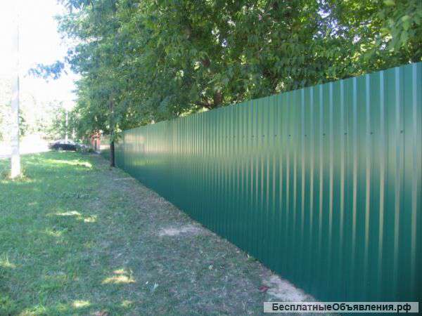 Изготовление заборов из профнастила