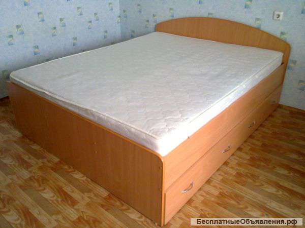 Кровать,диван и шкаф-купэ