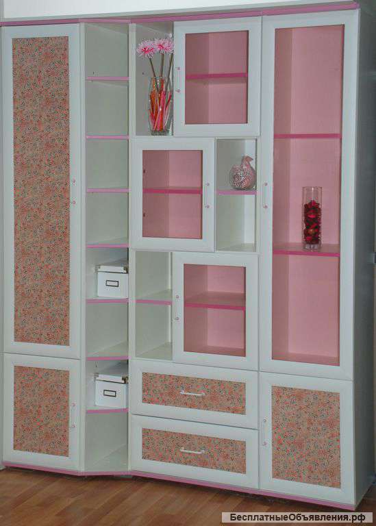 Шкаф в гостиную новый