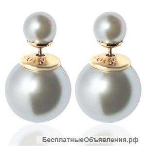 Ассиметричные серьги Muse en Dior