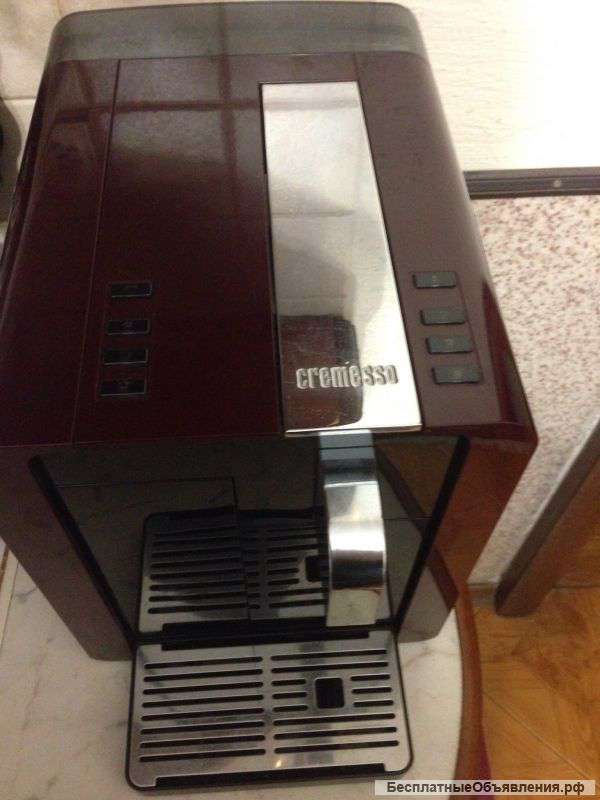 Капсульная кофемашина CREMESSO CAFFE LATTE