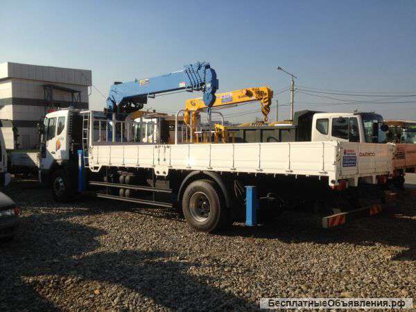 Бортовой автомобиль Daewoo Novus 4x2 c КМУ DongYang 1406