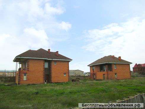 Крым, земельный участок со строениями, г. Саки