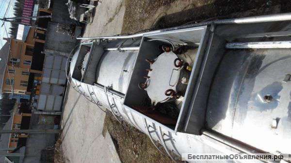 Емкость нержавеющая, объем 30 куб.м.