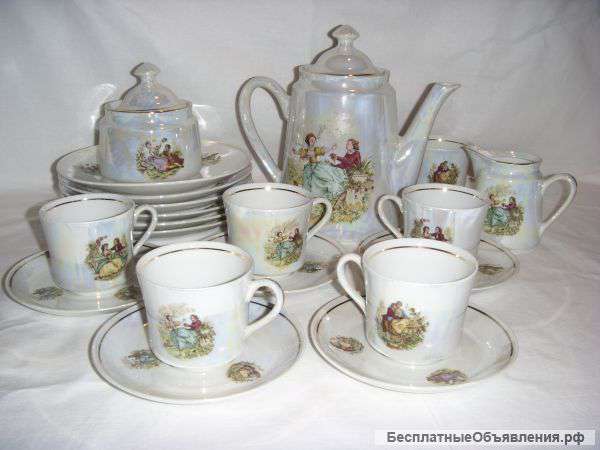 Кофейный перламутровый сервиз производства Югославии