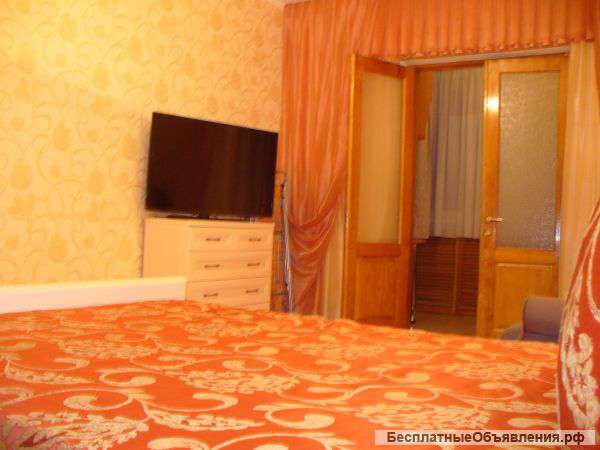 Просторная 2-х комнатная квартира, сдаю в Сочи, центр, посуточно