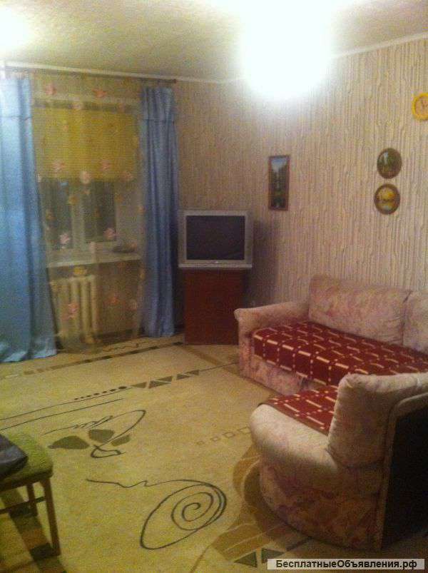 Сдам двушку-студию на Богаткова