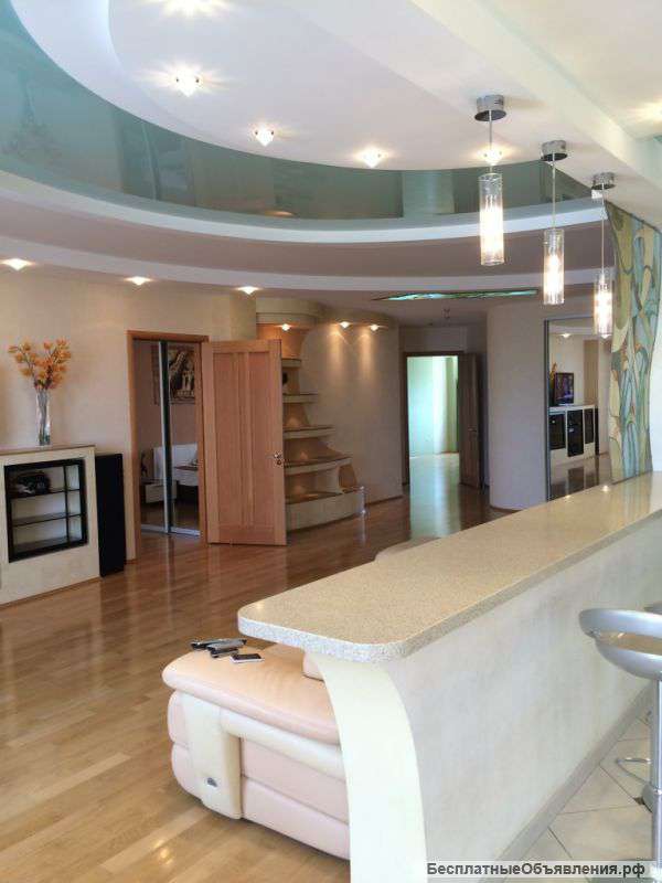 Элитную 3-к.кв. 147/77/30 м2, Центр