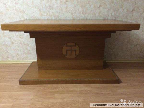 Стол для гостиной+ 4 стула