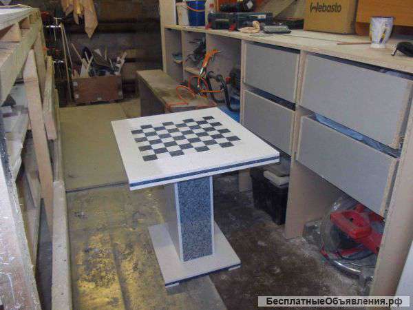 Столик для шахмат из искусственного камня